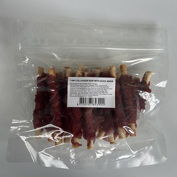 I am Collageen -- Sticks Eend is een ware traktatie voor uw Hond